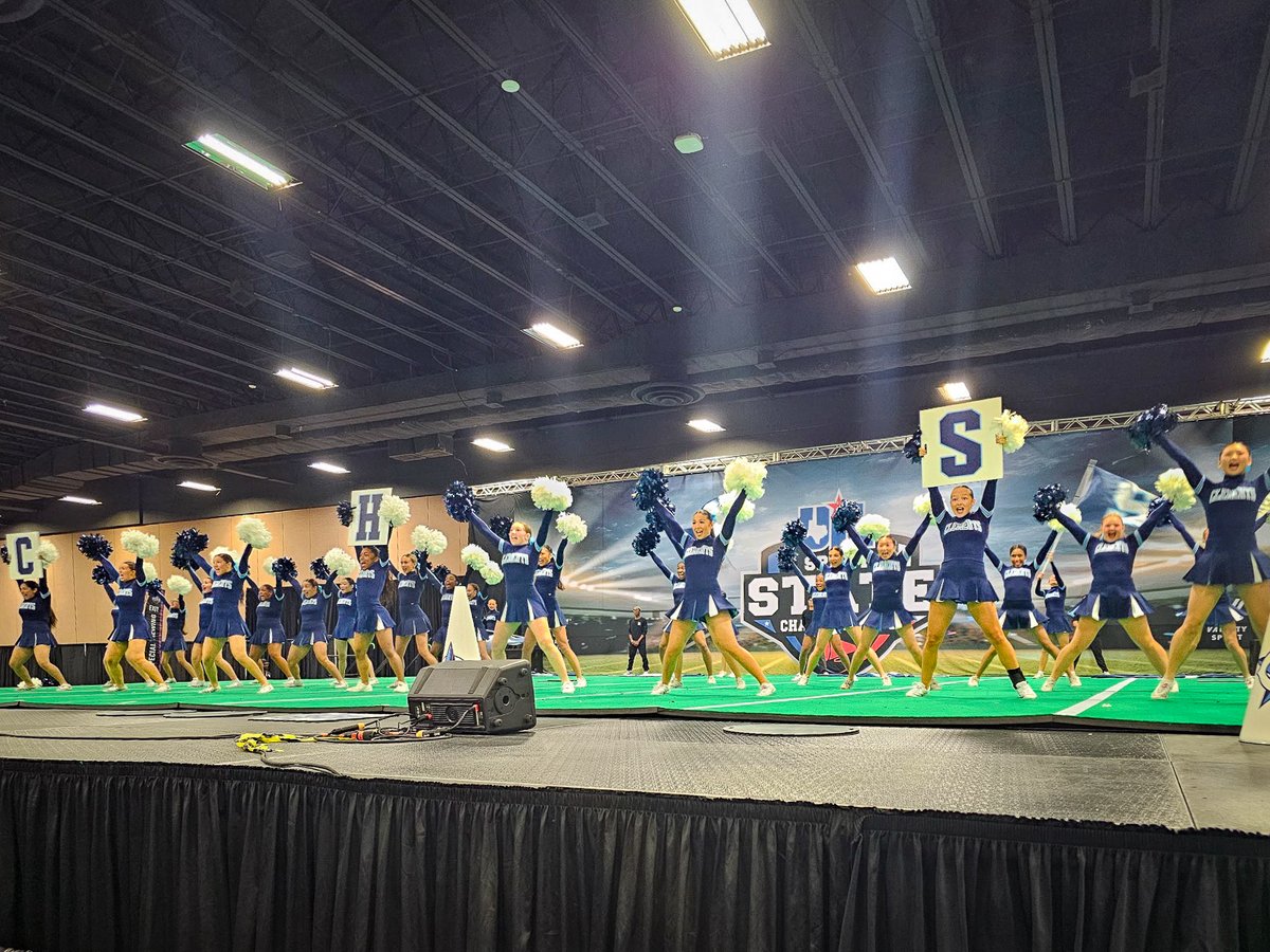 FortBendISD's tweet image. They brought the stunts, the jumps and the #FBISDPride! 📣🎉

Congratulations to the Travis and Clements High School cheer squads for placing in the top 10 of their divisions at the UIL Spirit State Championships!

Travis Cheer finished 9th in Coed, and Clements Cheer placed 10th…