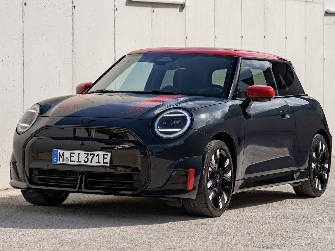 newotomobil's tweet photo. New Mini John Cooper Works Electric...
#minijohncooperworks
#minijohncooperworkselectric
#mini2026 #newmini
#minicooper @newotomobil https://t.co/RqLrMBGxqi