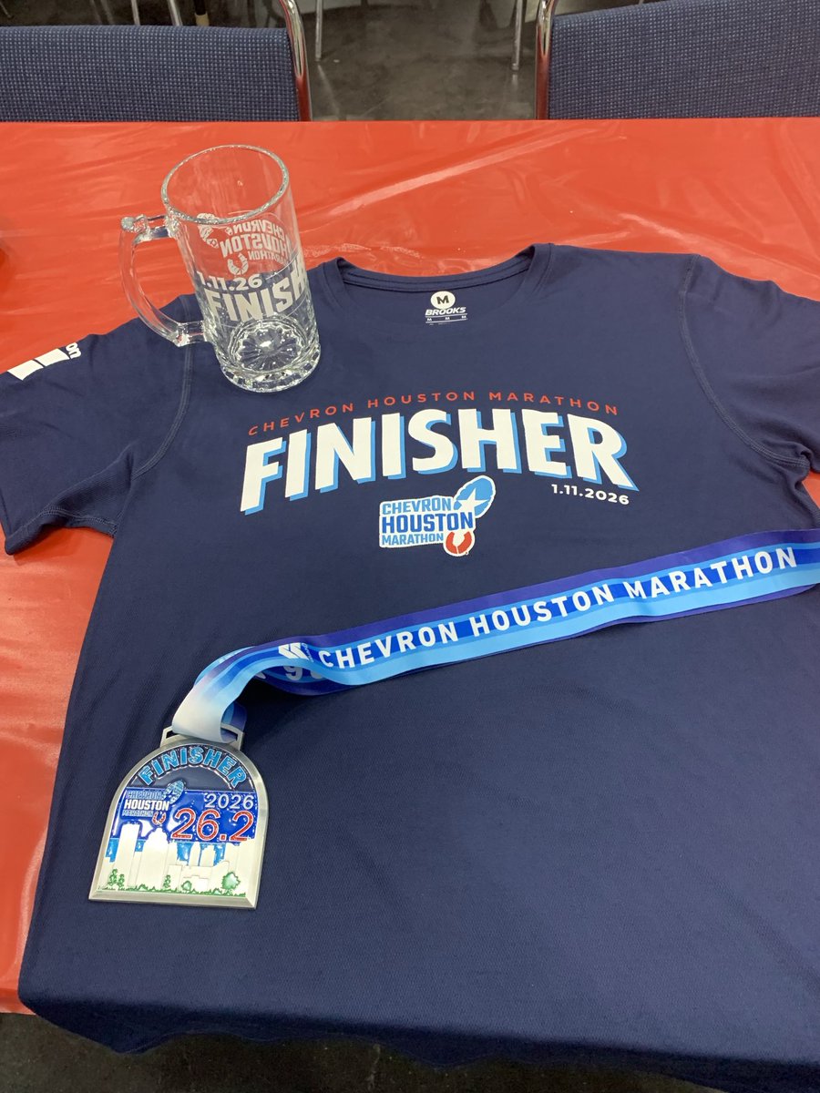 CharlesClutter1's tweet photo. Chevron Marathon 1/11/26 Marathon Ultra #85😎👍🏼 https://t.co/Ma5kH2ChH9