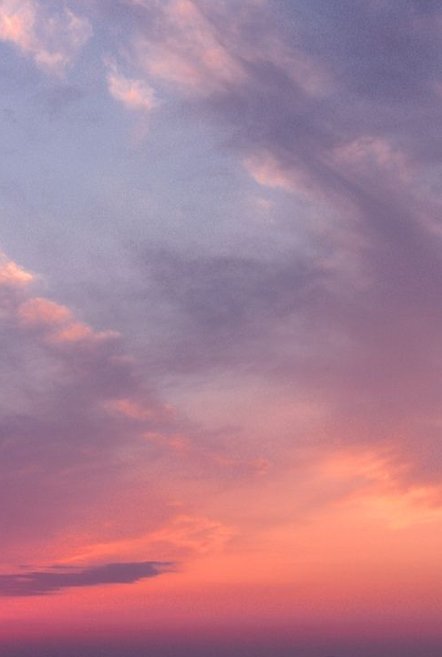 ezzle3's tweet image. 家族とディズニーランド行く計画立ててる 🌓