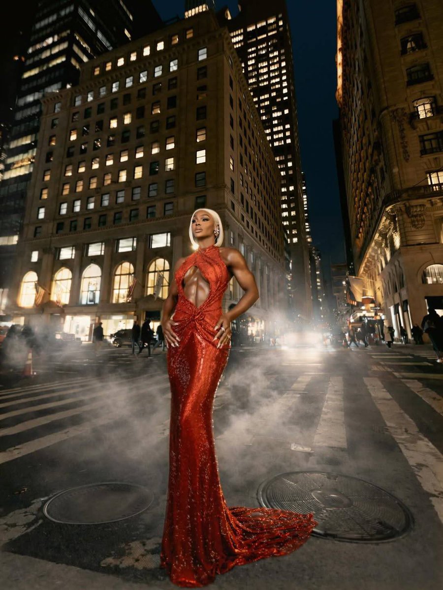 HadariStrm's tweet image. Red is my favorite color 😏😏