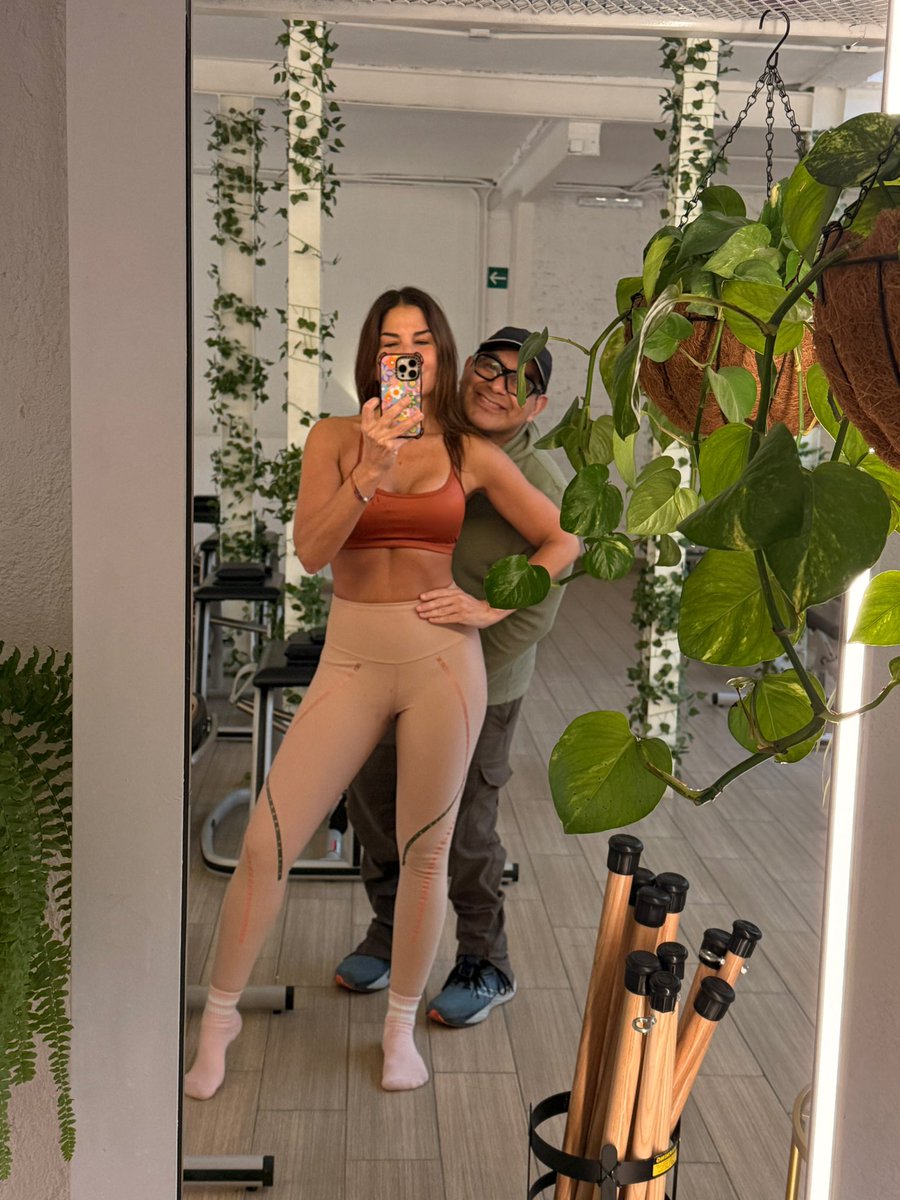 VIELKA VALENZUELA tweet media