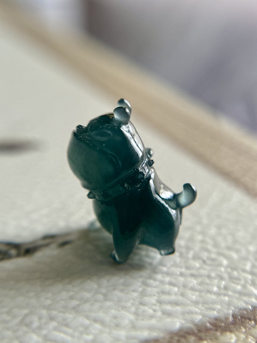 青翡翠彫刻 ひすい そばに置きたい、翡翠のともだち✨