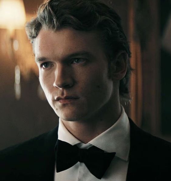 anapau_villa's tweet image. Renate Reinsve siguió a Connor Storrie en instagram! 

Una leyenda escandinava que puede actuar como gringa claro que iba a apreciar a una leyenda gringa que puede actuar como europeo del este 🤝🏼