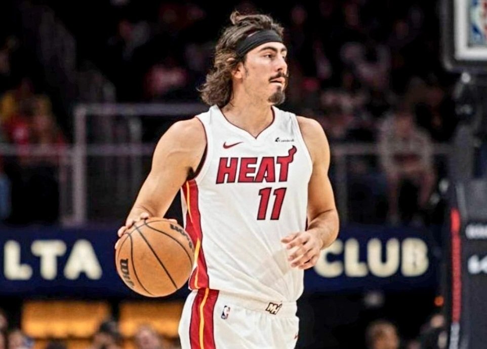 Matthewp07's tweet image. 🚨 𝗡𝗕𝗔 𝗕𝗘𝗦𝗧 𝗕𝗘𝗧 𝗧𝗼𝗱𝗮𝘆 🚨

Jaime Jaquez over 14.5 points 

$50 to someone who COMMENTS and LIKES when we cash this! 💰
Let me know if you're tailing 🔥

Posted hours early in Discord. Analysis⬇️
Jaime gets a very strong matchup and a nice situation as well tonight…