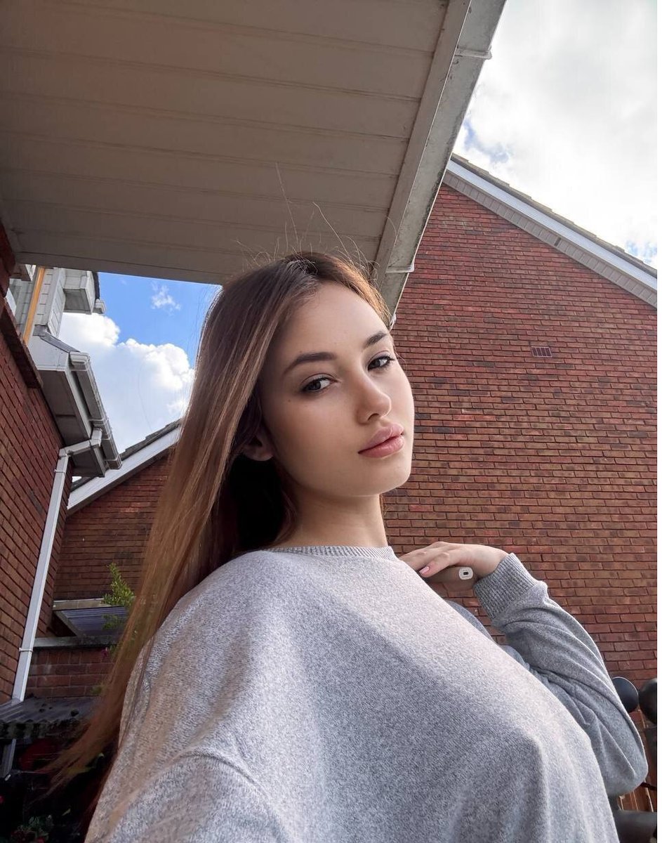 Julia 🩵 FREE OF tweet media