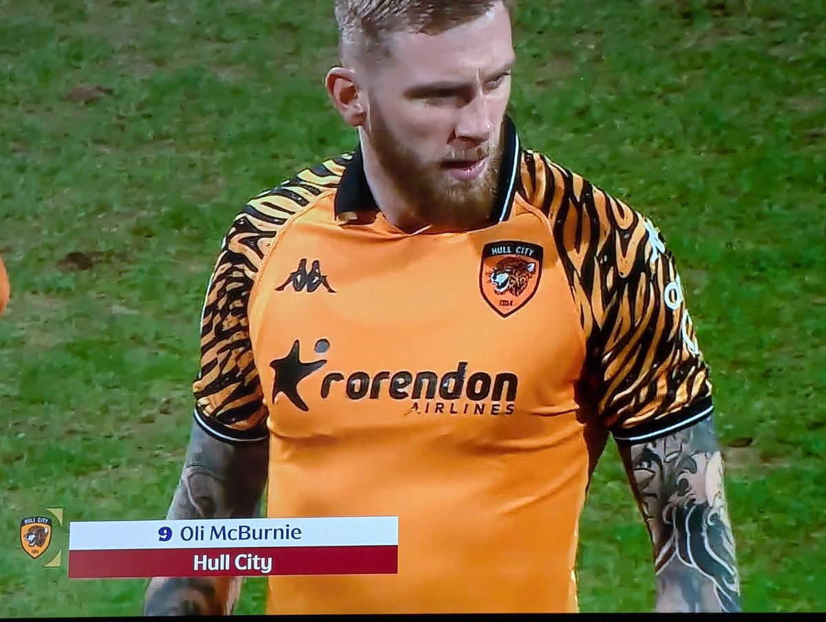 paulshep28's tweet photo. @oli_mcburnie @HullCity  @Corendon_Air good old rorendon airlines #UTT https://t.co/evs2SXnuqZ