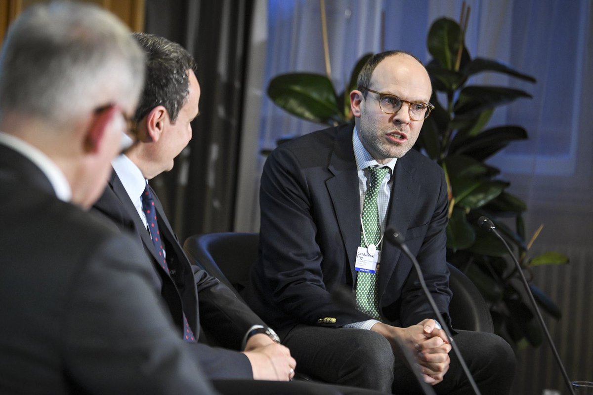 I took part in a discussion with Oxford economist Carl-Benedikt Frey (<a href="/carlbfrey/">Carl Benedikt Frey</a>), moderated by <a href="/BradStaples/">Brad Staples</a>, CEO of APCO, at the House of Kosova on the margins of <a href="/Davos/">World Economic Forum</a>. We discussed leadership in times of unprecedented technological change and the right approach to harnessing