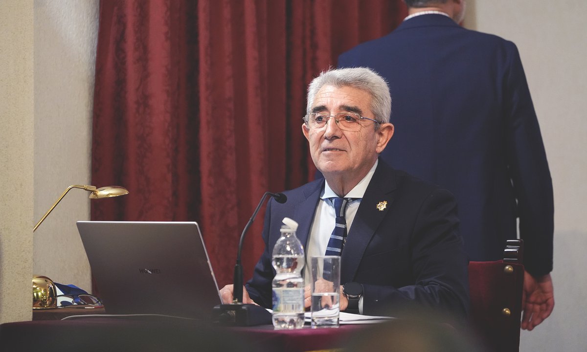 La <a href="/AcSanDionisio/">Real Academia de San Dionisio</a>  celebró la conferencia titulada «Álvar Núñez Cabeza de Vaca, el humanista conquistador de los indígenas. La epopeya del Hijo del Sol», a cargo de Francisco Valenzuela Sánchez.

+info👉academiasandionisio.com/noticias/880
▫️
#jerezdelafrontera #AcademiaSanDionisio #Jerez