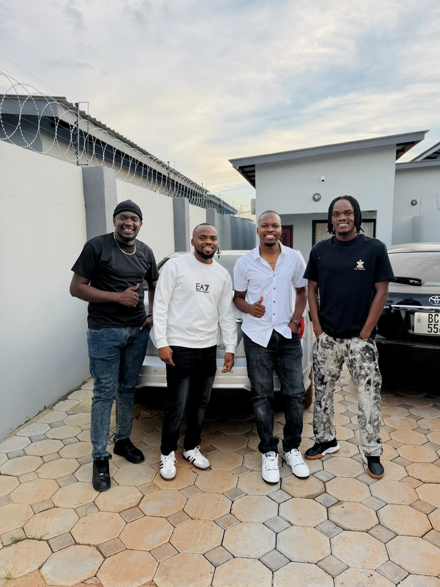 I’ma play the corners where the hustlers be
#M4⚽️
#Godforusall🙏🤲🏾📿🧎🏽‍➡️🛐
#FIFAcrew🎮