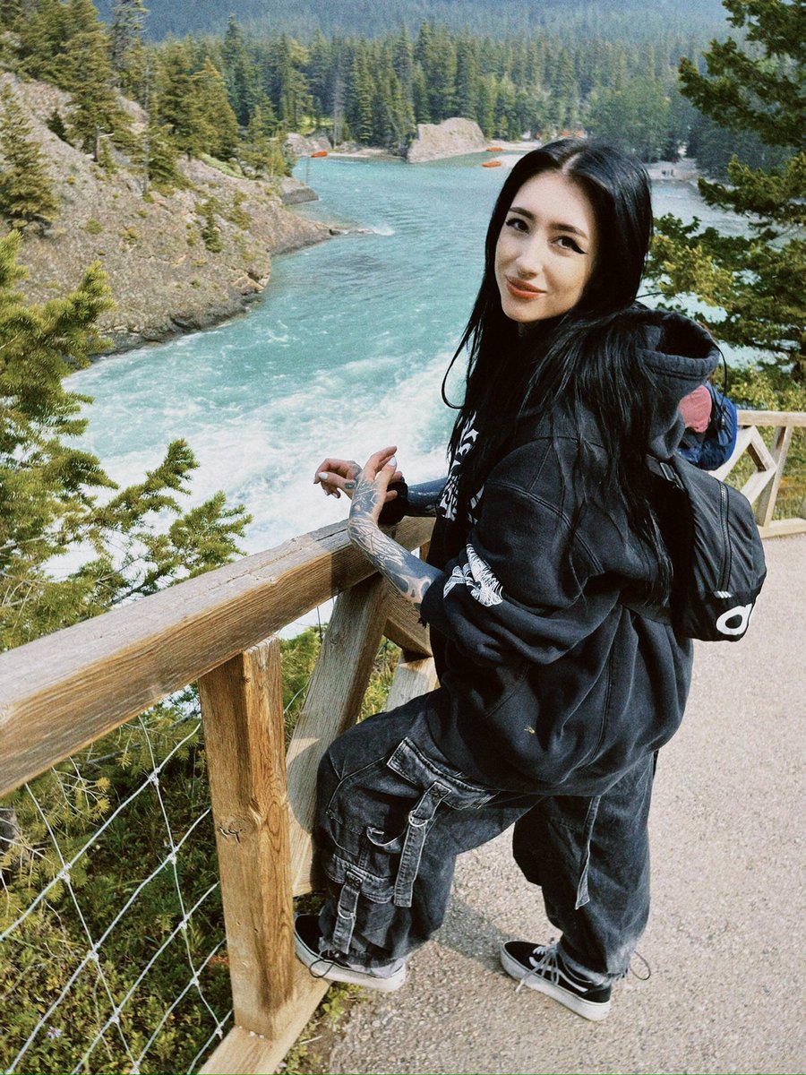 𝙃𝙑𝘿𝙀𝙎 tweet media