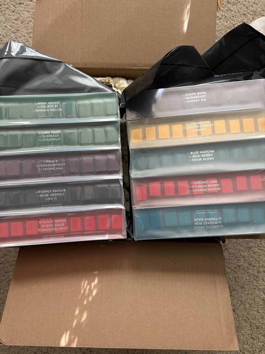 Touchdown from the AC Team! 
100 Boutiq V5s.  Solid stealth and service as always from the goats 💯