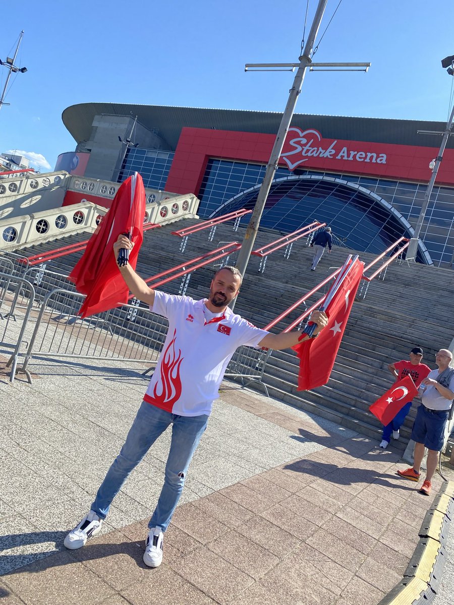 #TürkBayrağı

Sırbistan stark arena her zaman her yerde 🇹🇷🇹🇷🇹🇷