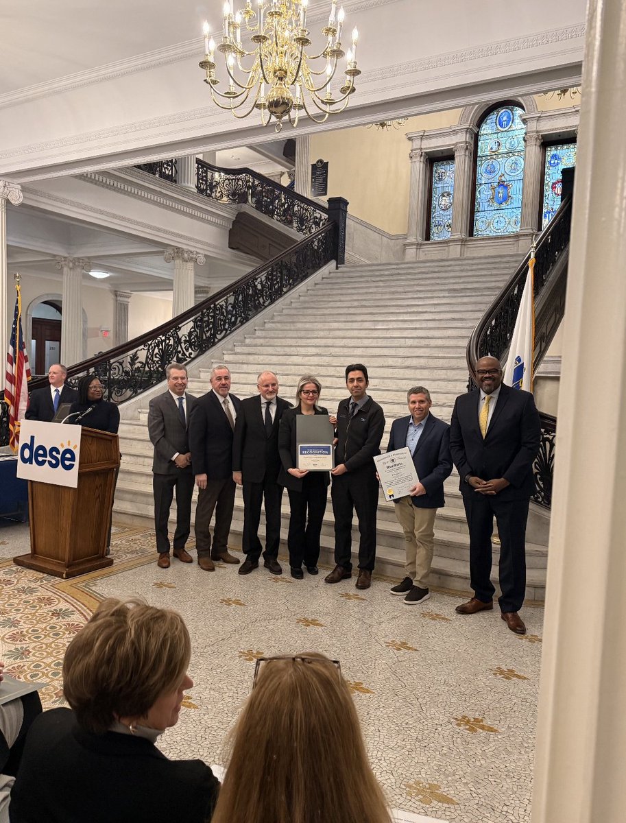 PioneerCSS tweet media