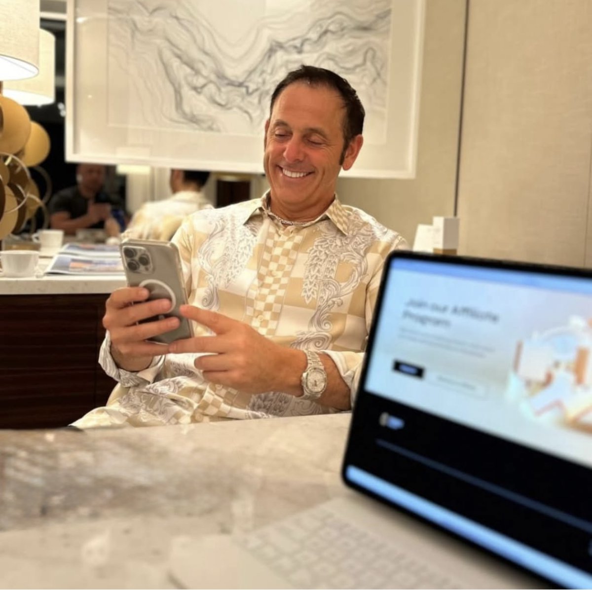 ericdalius's tweet image. Everything I’m building started with conversations.  Sports brought us together. Community kept us connected.  If you enjoy sports, digital rewards, and being part of a growing community — feel free to follow and connect.