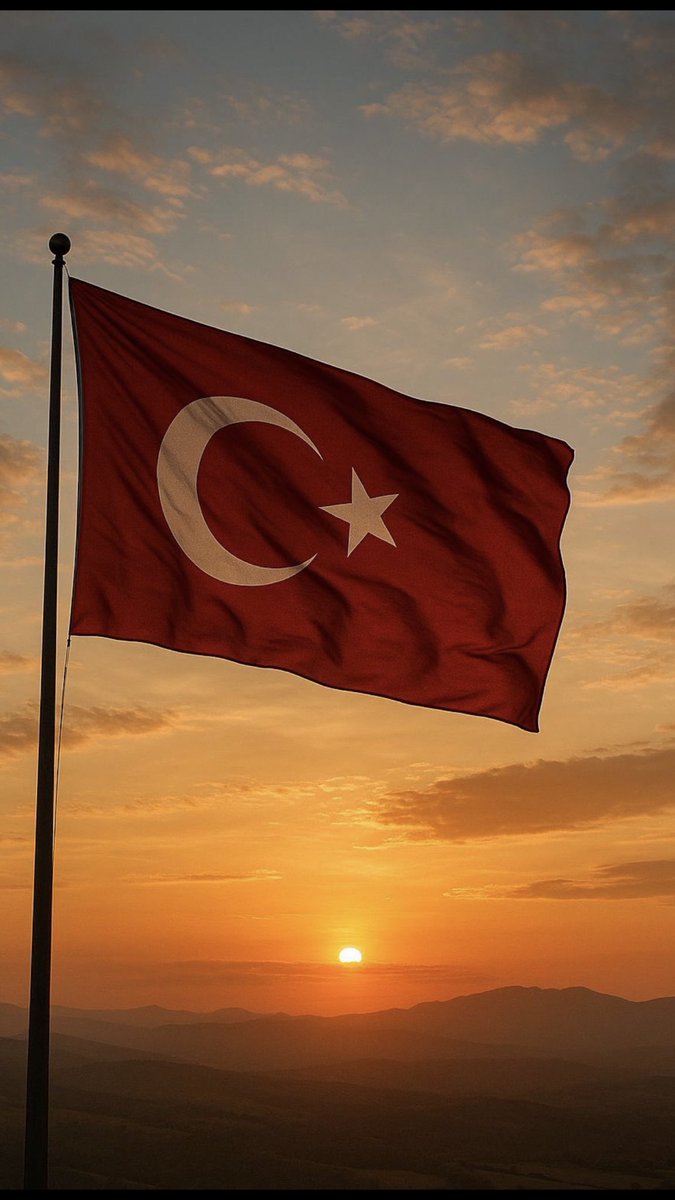 kucukahmetoglu's tweet photo. #TürkBayrağı  Seninle övünürüm,senin gölgende hürüm…🇹🇷🇹🇷🇹🇷🇹🇷🇹🇷🇹🇷🇹🇷🇹🇷🇹🇷🇹🇷🇹🇷🇹🇷🇹🇷🇹🇷🇹🇷🇹🇷 https://t.co/JeL9KfWRUR