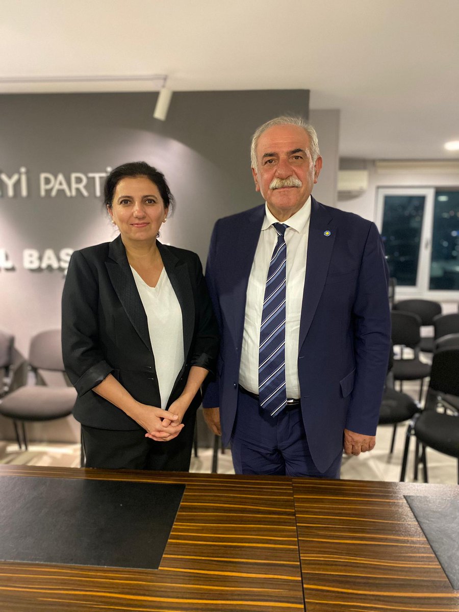 İYİ Parti 4.⁠ ⁠Olağan Kurultayımızda GİK Üyeliğine seçilen Kocaeli Milletvekilimiz Sn. Lütfü Türkkan’ı,  Sn Cumali Durmuş’u ve Sn Nusret Acur’u kalpten kutluyor yeni görevlerinde başarılar diliyorum. 
<a href="/LutfuTurkkan/">Lütfü Türkkan</a> 
<a href="/CumaliDurmusTR/">Cumali DURMUŞ</a> 
<a href="/NusretAcurTc/">Nusret Acur</a> 
🇹🇷☀