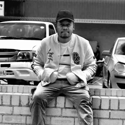 MakaiRsa's tweet photo. #NewProfilePic https://t.co/OgJBPTWwdF
