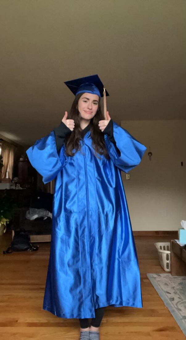 galigator_99's tweet photo. @courtneyashea is having her LAST FIRST DAY OF SCHOOL TODAY and I’m a proud momma 😭 look at her go in graduations past GOOD LUCK QUEEN (I’ve been doing these for her since like 2013) https://t.co/GpxRb6wPbx