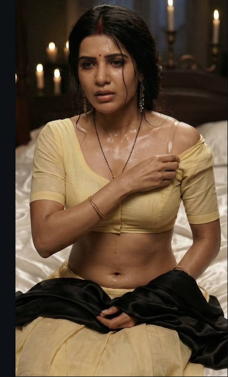 dark__guilt's tweet photo. barish se bacchne ko dukan ke bahar khadi thi , mene bola andar aa jao, bechari paseene se bheeg gayi https://t.co/axMpnnN8XX