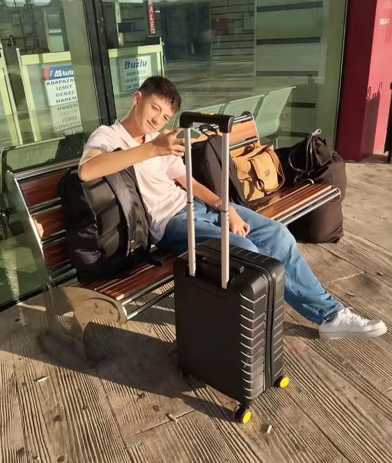 alperenin yarın duruşması var #AlperenAdaletBekliyor