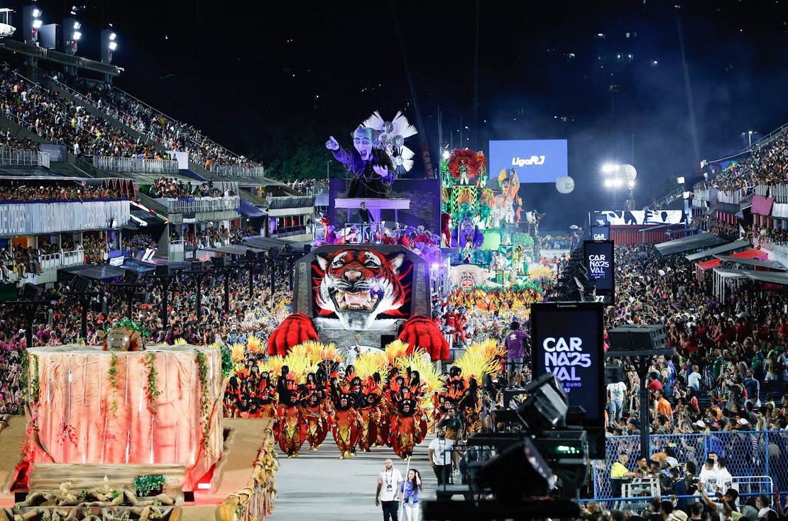 rotadosamba's tweet photo. Ingressos para o segundo dia da Série Ouro estão esgotados
Vendas antecipadas garantem lotação máxima na Sapucaí e restam poucas unidades para o primeiro dia de desfiles

@ligarjcarnaval 
@portodapeda

@rotadosamba https://t.co/Upxc5mCXUZ
