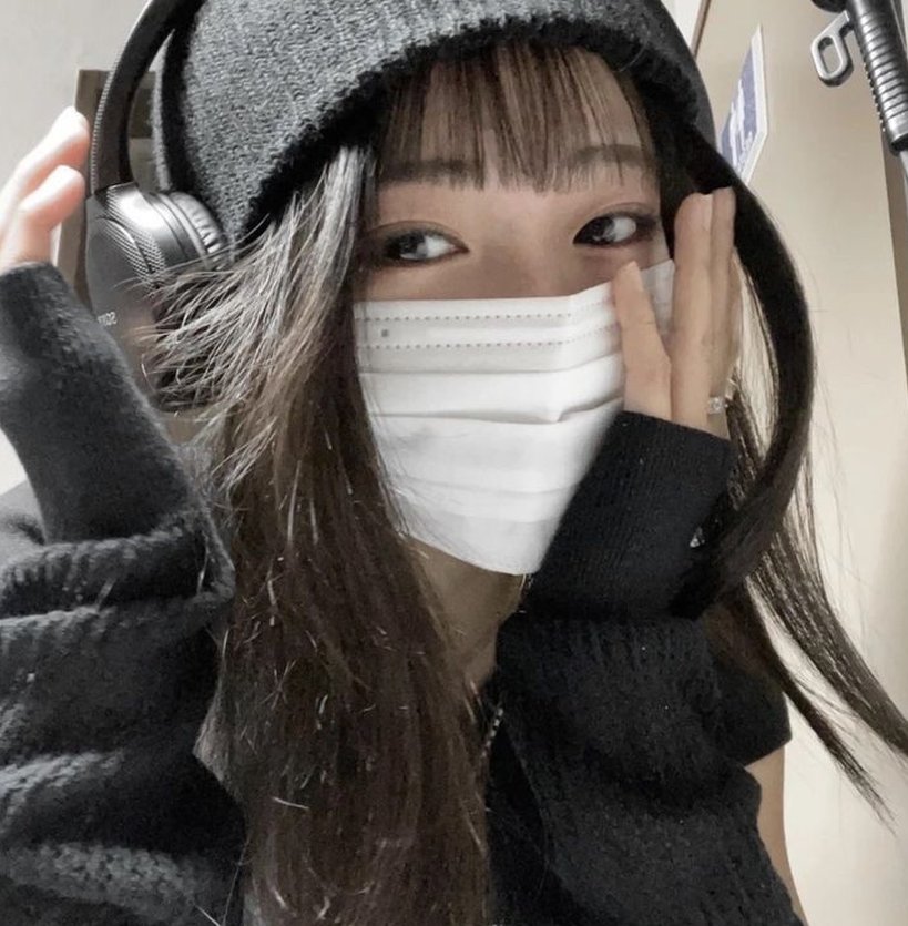 sameera1012's tweet image. 読書クラブで月1回の読書会
今月は哲学書で議論が白熱して4時間も話し込んだ 🤵