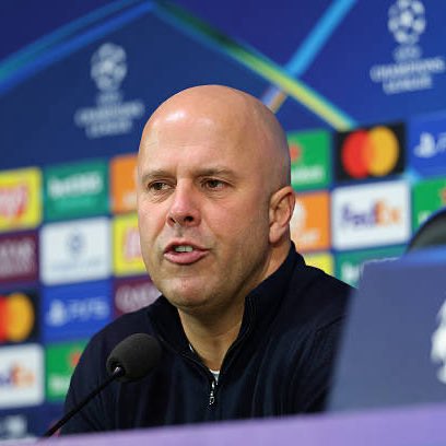 🚨 Arne Slot when asked about Xabi Alonso and Liverpool job: “Xabi called me saying he will take over six months! No, no, no... One of the weirdest...