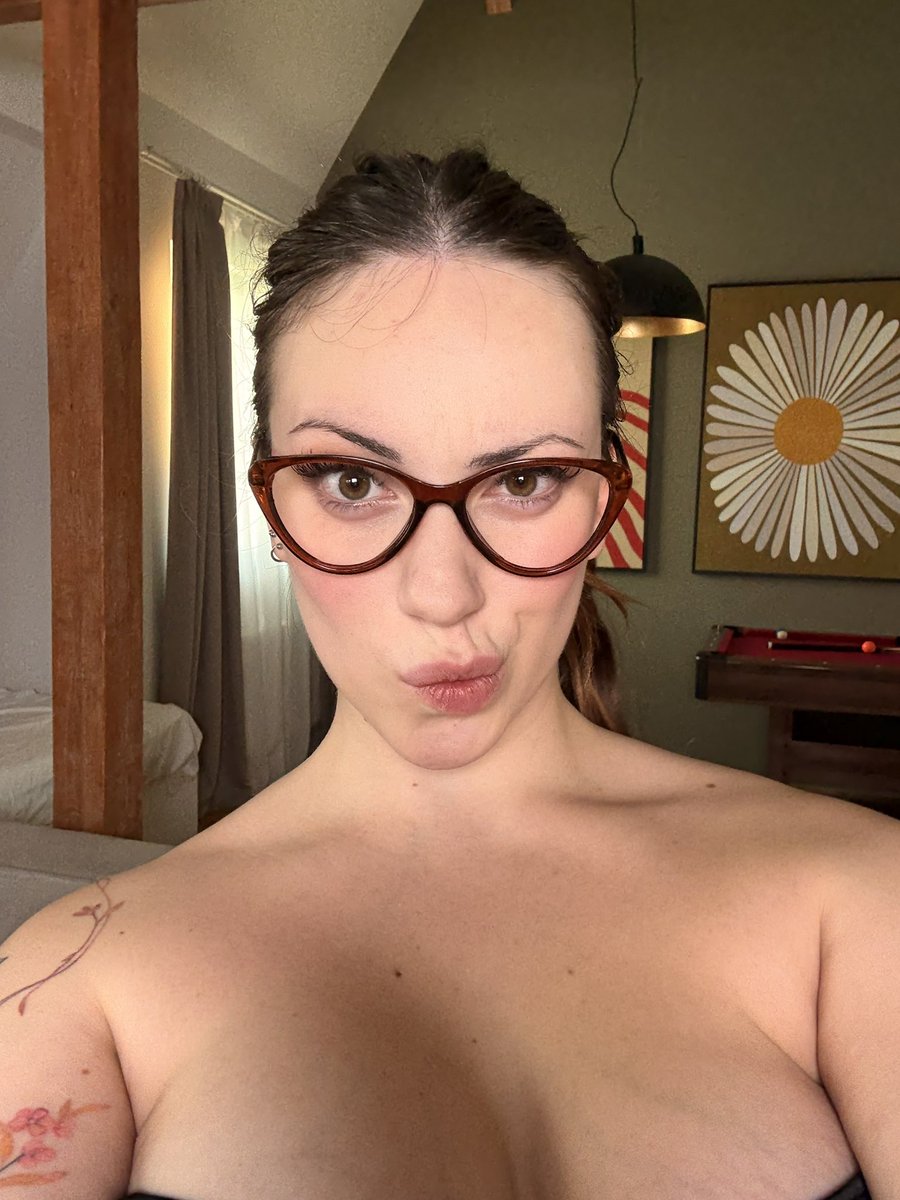 Abby Margarita tweet media