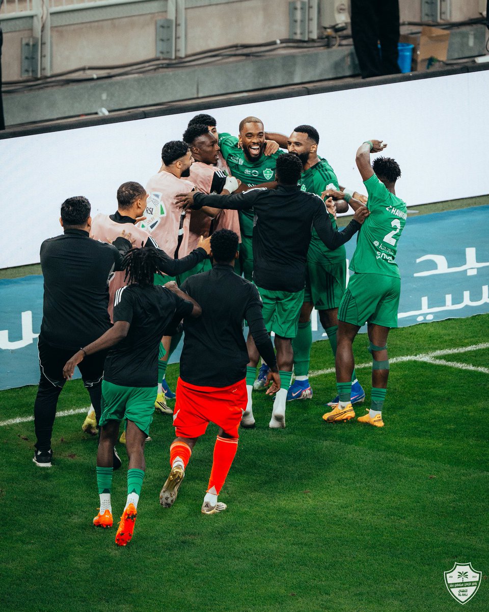 Frr42_'s tweet image. اللهم لك الحمد 🙏🏻💚

مستمرين بتحقيق نتائج إيجابية والقادم اجمل بإذن الله 💪