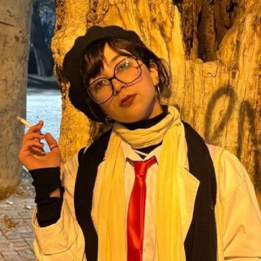 melianouss's tweet photo. Zahra Bohlouli, another young woman who was killed by the Islamic regime.
She was born in 2002 and was a student of the Italian language.
Speak of the Islamic regime crimes.
#R2PforIran 
#IranMassacre https://t.co/DtaVHyxIn6