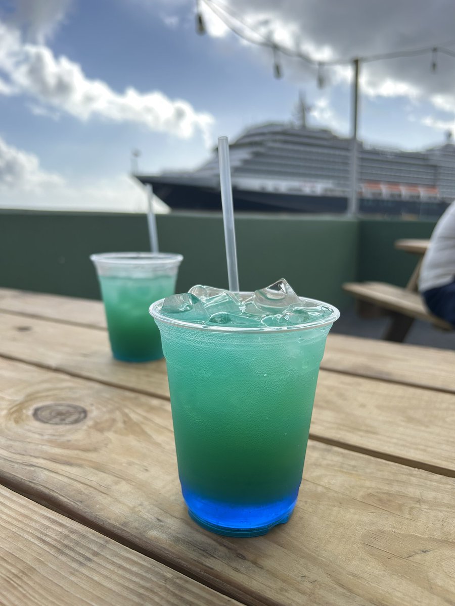 When in Rome!
Well it’s 5 o’clock somewhere, chilling after a morning swimming with Turtles.
People watching in Willemstad.
#Cruise 
#Chill
#Relax
#Caribbean