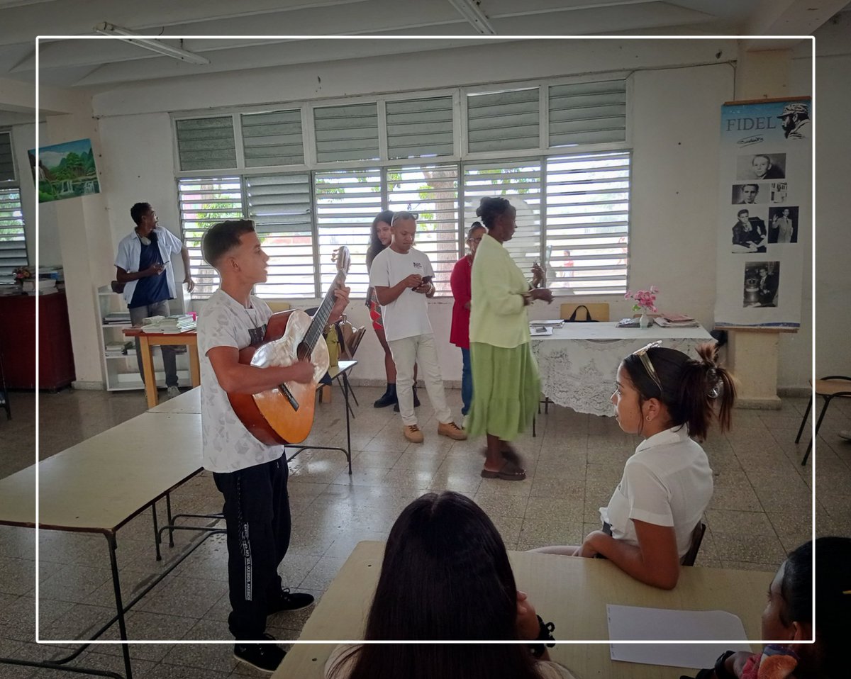 La Escuela Pedagógica , recibió hoy a los miembros de la AHS , con temáticas muy importantes en Espacio Fabulaciones,  que permite la preparación de los futuros ejemplo Promoción literaria sobre las obras completas de José Martí