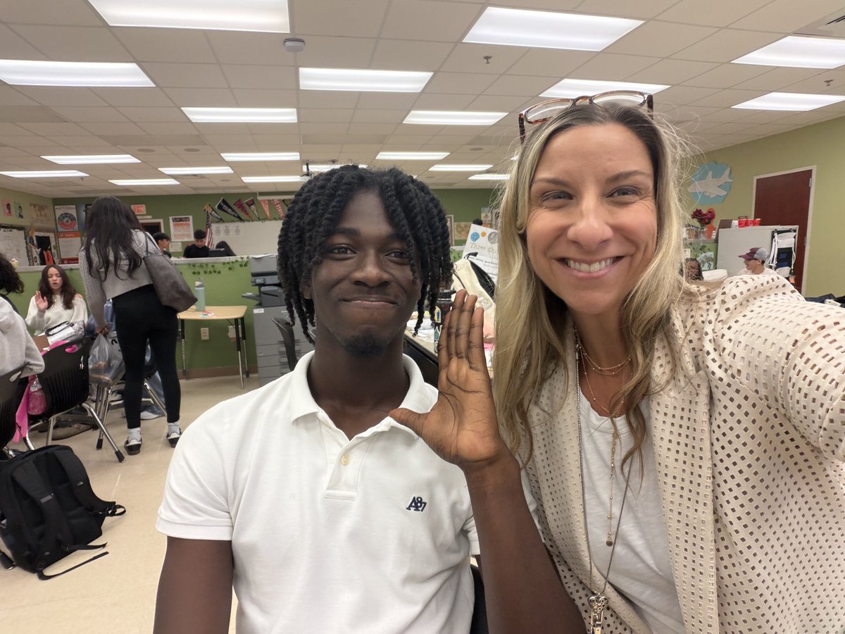 Erica Henn tweet media