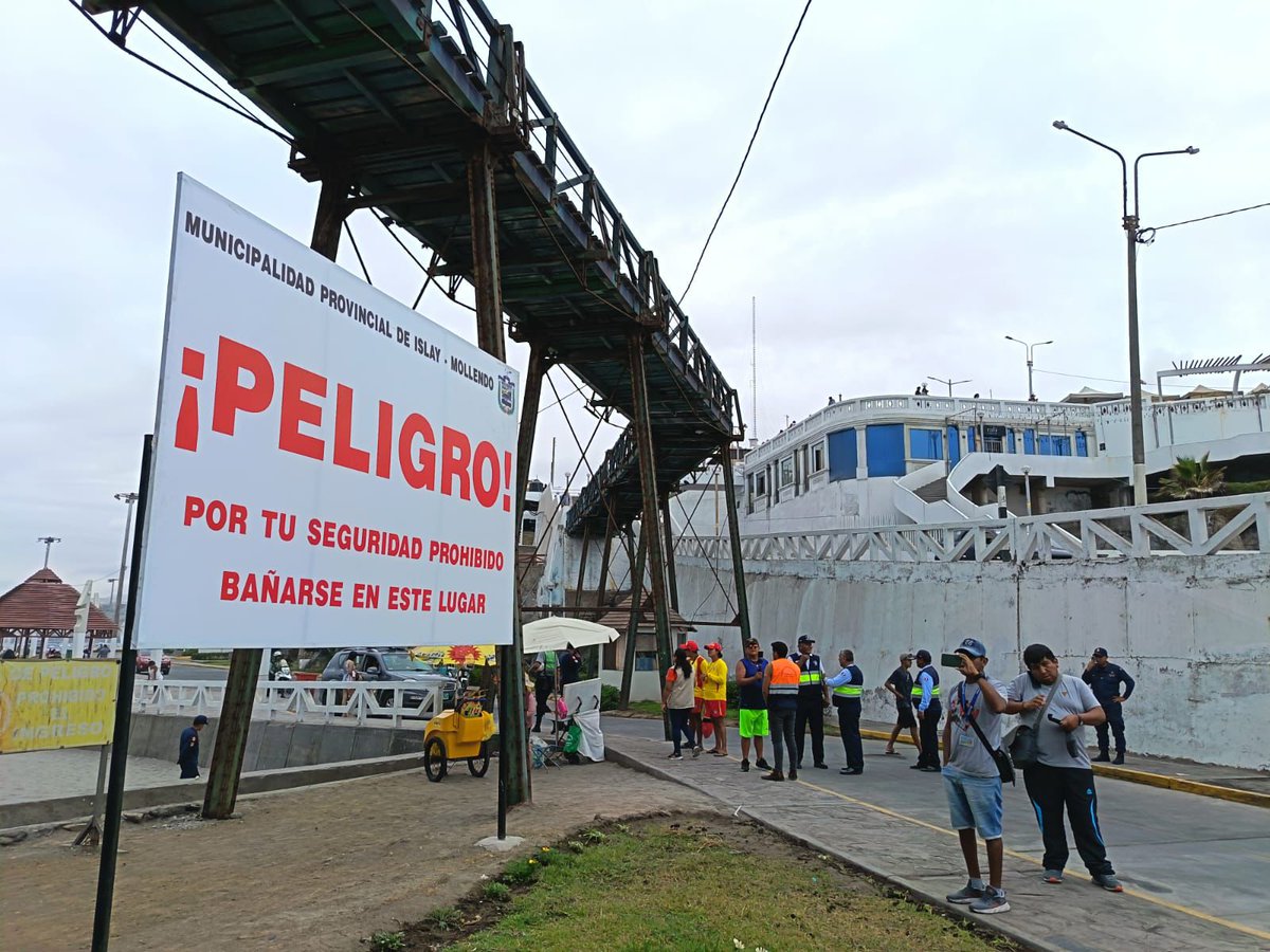 MGP_DICAPI's tweet image. Se llevó a cabo un operativo interinstitucional en las playas del distrito de Mollendo, orientado al ordenamiento de las actividades recreativas y a la preservación del espacio público costeo. acortar.link/XqUa2j