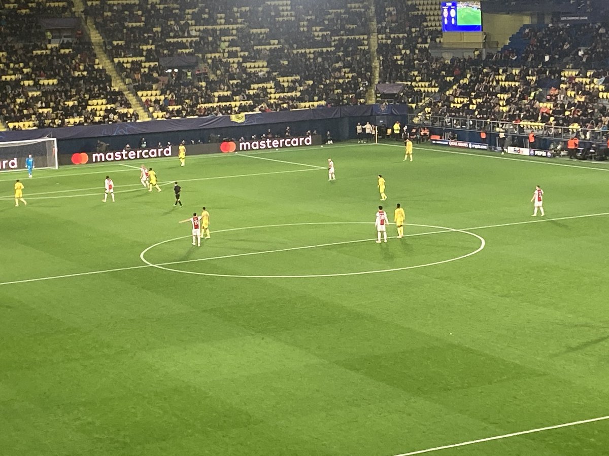 Markk020's tweet image. Weer het gebruikelijke quasi druk zetten…. #ajax #vilaja