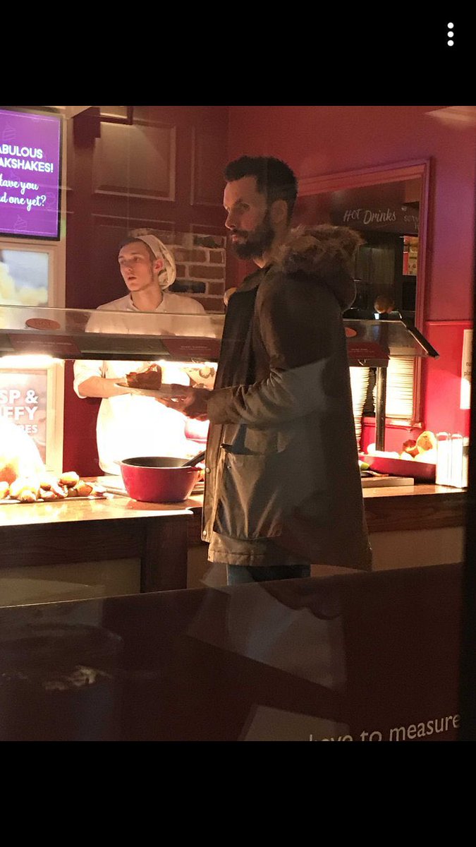 MidfieldGenera2's tweet image. Hopefully Martin Drury will let Manning know he can get a decent carvery at Ainley Top on Sunday and drown his sorrows  #bcafc