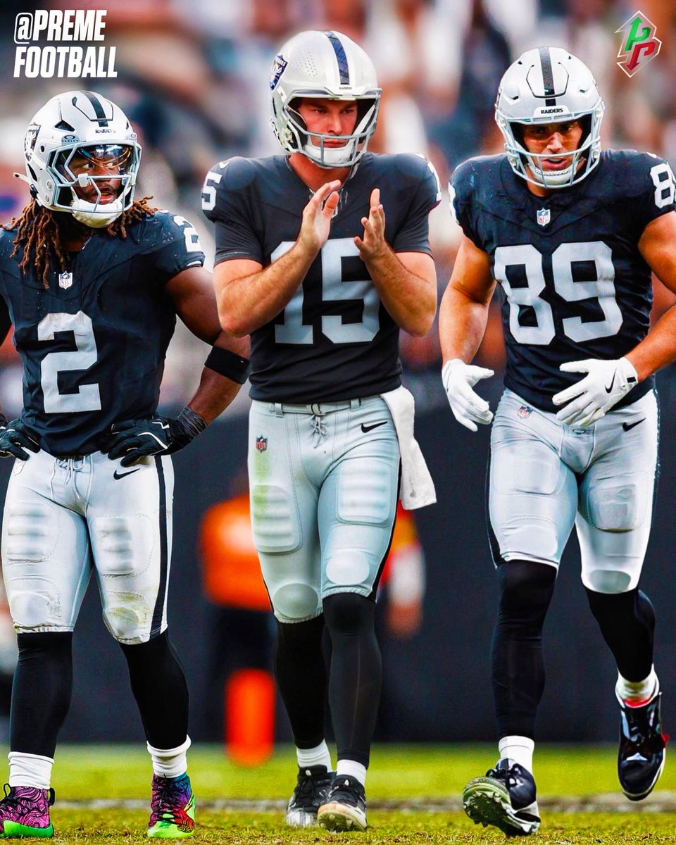 nickwalt's tweet image. #Raiders’ potential foundational big 3 🏴‍☠️

Fernando Mendoza: National champ, Heisman winner, 16-0 in all-time great college season, unquestioned No. 1 pick

Brock Bowers: National champ, Heisman darkhorse, legendary college career, set records for receiving yards by rookie TE and…