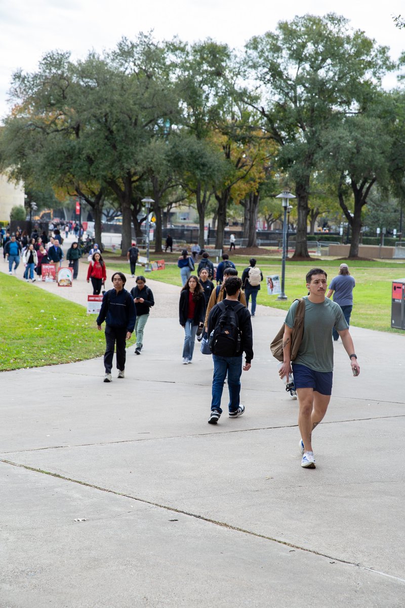 University of Houston Admissions tweet media