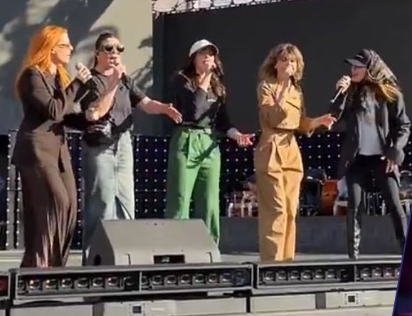 imieirimedi's tweet image. GETTING READY              TO MAKE HISTORY