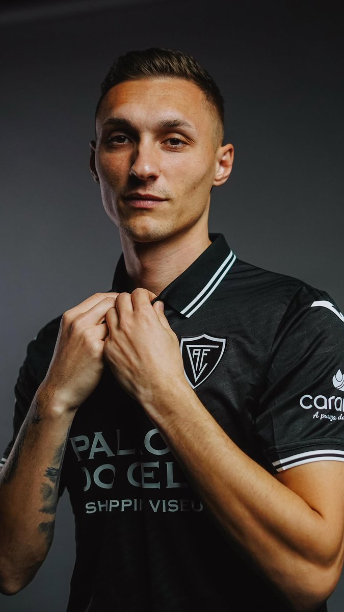 🇵🇹 Dominik Steczyk joins Académico de Viseu FC on a permanent deal from SC Verl

The 26 y/o striker has signed a contract with the Liga Portugal 2 side until June 2027

📸 Académico de Viseu FC Instagram