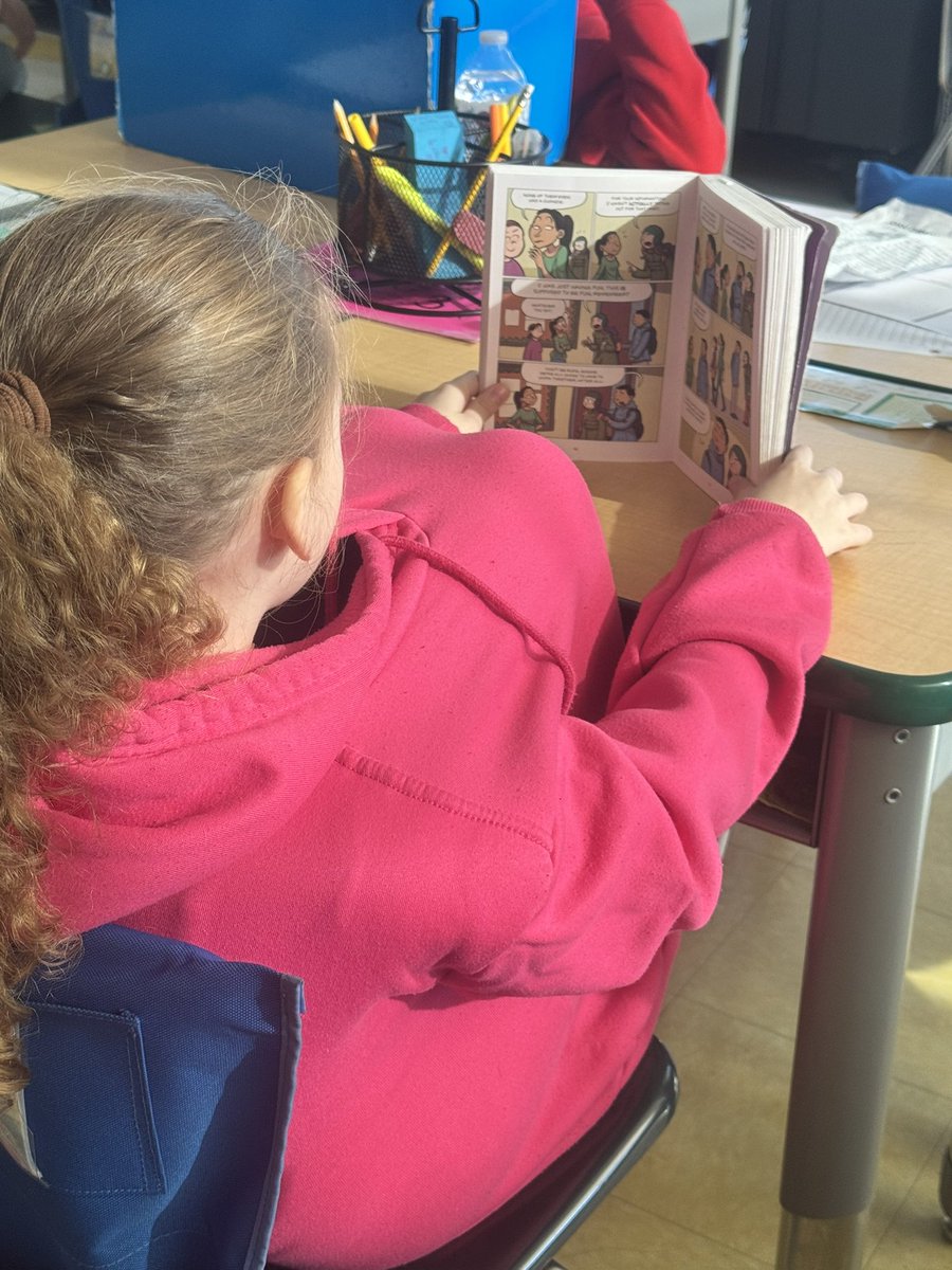 missgoldman19's tweet image. Reading Time @ReadWithMalcolm @PSDRI_Schools @ClassroomChamps #bettergetsbetter #reading #readwithmalcolm #readbowl #classroomchampions #macytarltonchamps