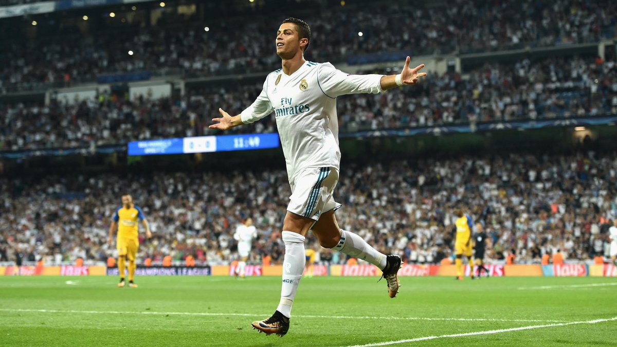 ActuCR7_'s tweet photo. 🚨 𝗕𝗥𝗘𝗔𝗞𝗜𝗡𝗚 : 𝗩𝗜𝗡𝗜́𝗖𝗜𝗨𝗦 𝗝𝗥. 𝗗𝗘𝗩𝗜𝗘𝗡𝗧 𝗟𝗘 𝟮𝗘 𝗠𝗘𝗜𝗟𝗟𝗘𝗨𝗥 𝗣𝗔𝗦𝗦𝗘𝗨𝗥 𝗗𝗘 𝗟’𝗛𝗜𝗦𝗧𝗢𝗜𝗥𝗘 𝗗𝗨 𝗥𝗘𝗔𝗟 𝗘𝗡 𝗖𝟭. 🤍🏆

Vinícius Jr 🇧🇷 dépasse Karim Benzema 🇫🇷 et s’installe à la 2e place du classement des meilleurs passeurs du Real Madrid en Ligue des champions, derrière Cristiano Ronaldo 🇵🇹. 👑

𝟯𝟭 — 🇵🇹 Cristiano Ronaldo
𝟮𝟴 — 🇧🇷 Vinícius Jr 🆕
𝟮𝟳 — 🇫🇷 Karim Benzema

LÉGENDES ! 😮‍💨