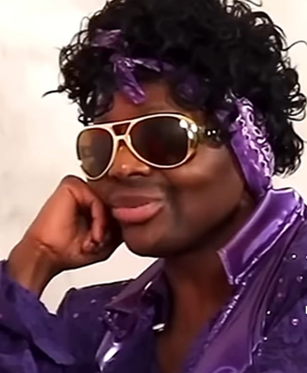 I wanna sleep with Jordi Graupera so bad