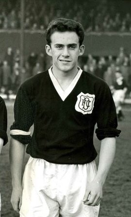 📆 OTD 1959 |  Andy Penman signs for <a href="/DundeeFC/">Dundee Football Club</a> 

👕 307
⚽ 141 
🥇 League Winner 61/62
