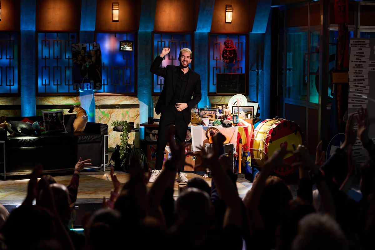 ¡Arranca #LaRevuelta!

Sigue el programa ya en directo con David Broncano

rtve.es/television/202…