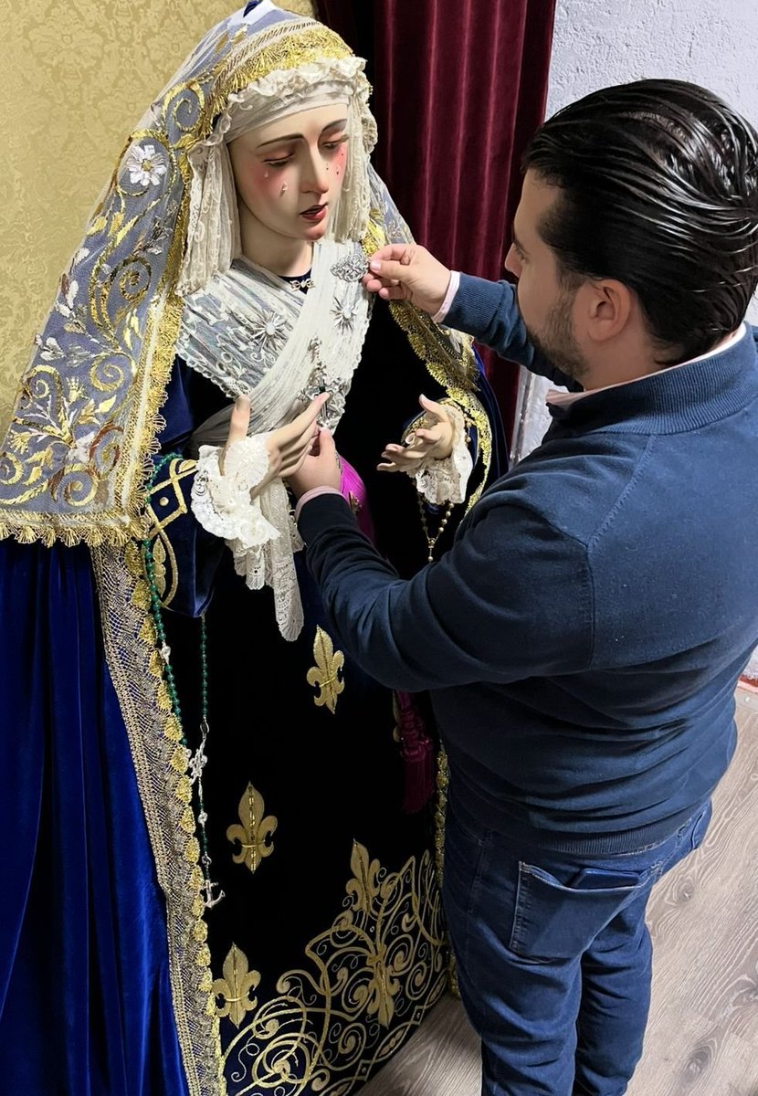 #Jerez I La Sagrada Lanzada de Jerez nombra a José Segura Núñez nuevo vestidor de Nuestra Señora de las Aguas
#TDSCofrade #NoticiasEDC #CofradiasAND <a href="/SgdaLanzada/">Sgda. Lanzada Jerez</a>
eldiariocofrade.org/jerez/la-sagra…