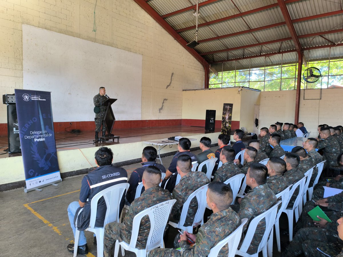 gdpeten's tweet image. La Gobernación Departamental, por medio de la Comisión de Incendios Forestales (CIF) Departamental, coordinó una capacitación sobre técnicas básicas de control de incendios forestales, dirigida al personal del Ejército de Guatemala destacado en la Primera Brigada.
#CIF #Peten