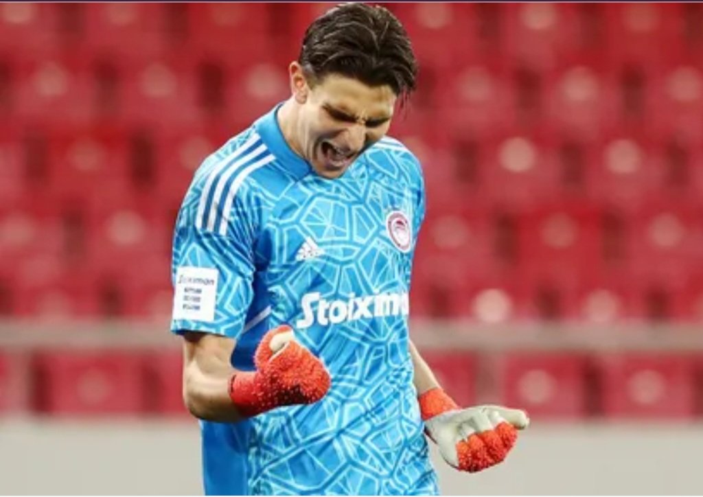 Σε αυτόν το παιχταρά χρωστάμε το 2-0  #OlympiacosFC