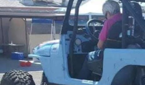 Ikennect's tweet image. Be prepared👍🏼
A State Trooper pulled an 87-year-old woman over for no fenders. As he looked at her driver's license, he was surprised to notice that attached to it was a concealed weapon permit. Taken aback, he couldn't help but ask if she had a gun in her possession. She replied…